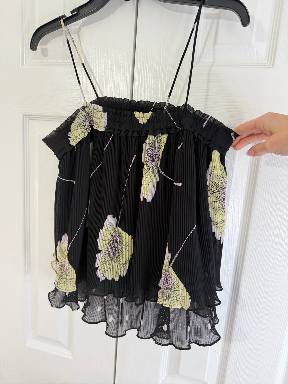 1.STATE Black Floral Pleated Ruffle Blouse Top Size Small Womens